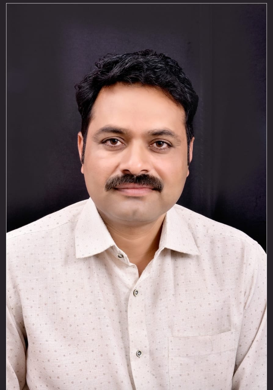श्री. सुनील हरीभाऊ आंबरे